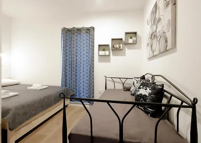 Apartments Zara