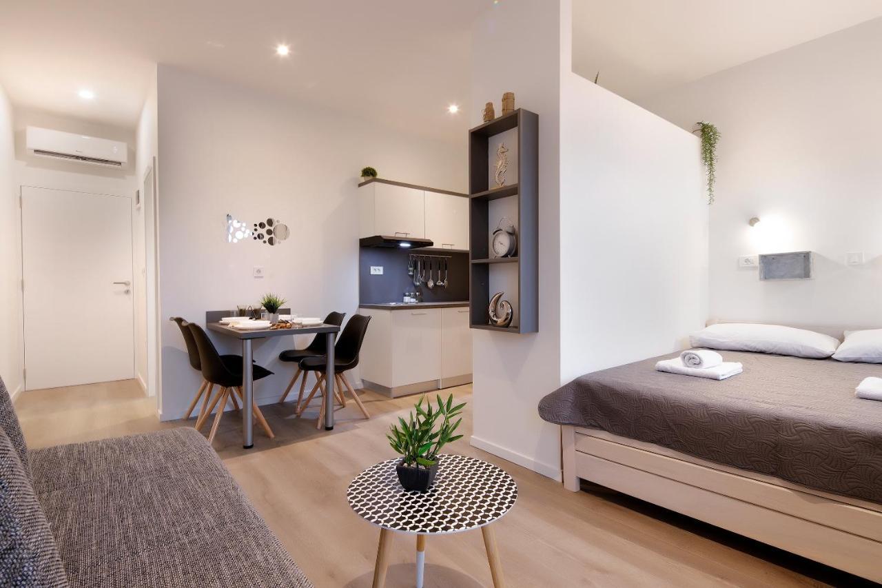 Zara Apartment *
